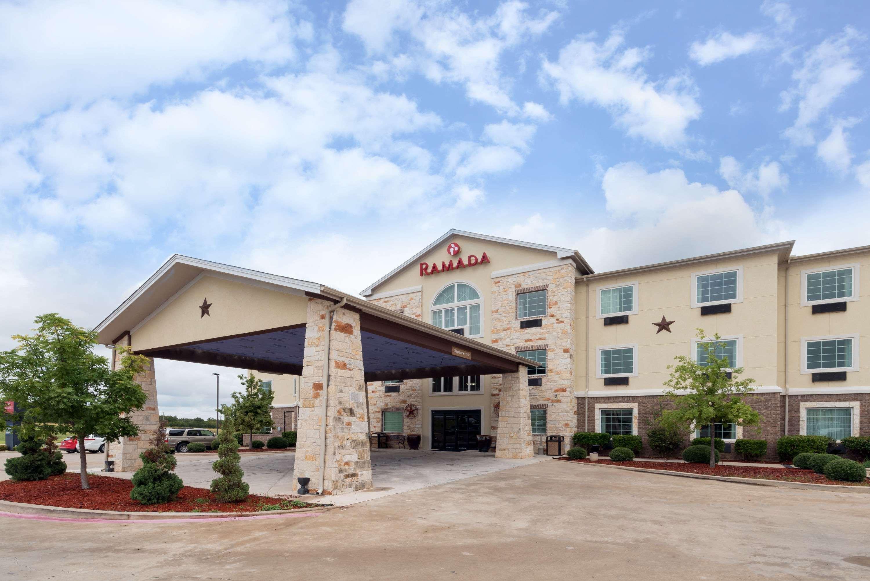 Comfort Inn & Suites Gatesville Near Fort Cavazos Exterior foto